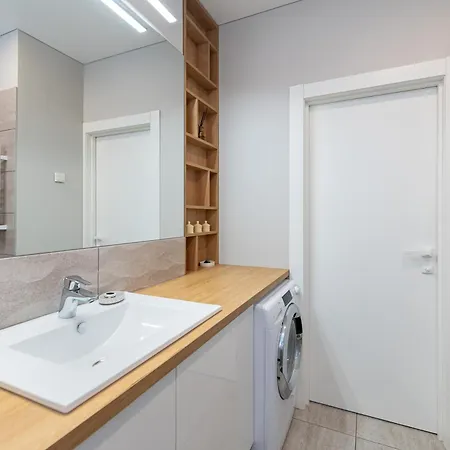 Shanti Barracks #3 By Polo Appartement *