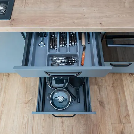 Shanti Barracks #3 By Polo * קובנה