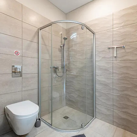 Shanti Barracks #3 By Polo דירה